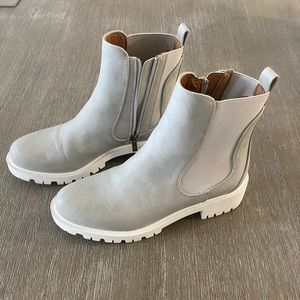 Beast Fashion Size 8.5